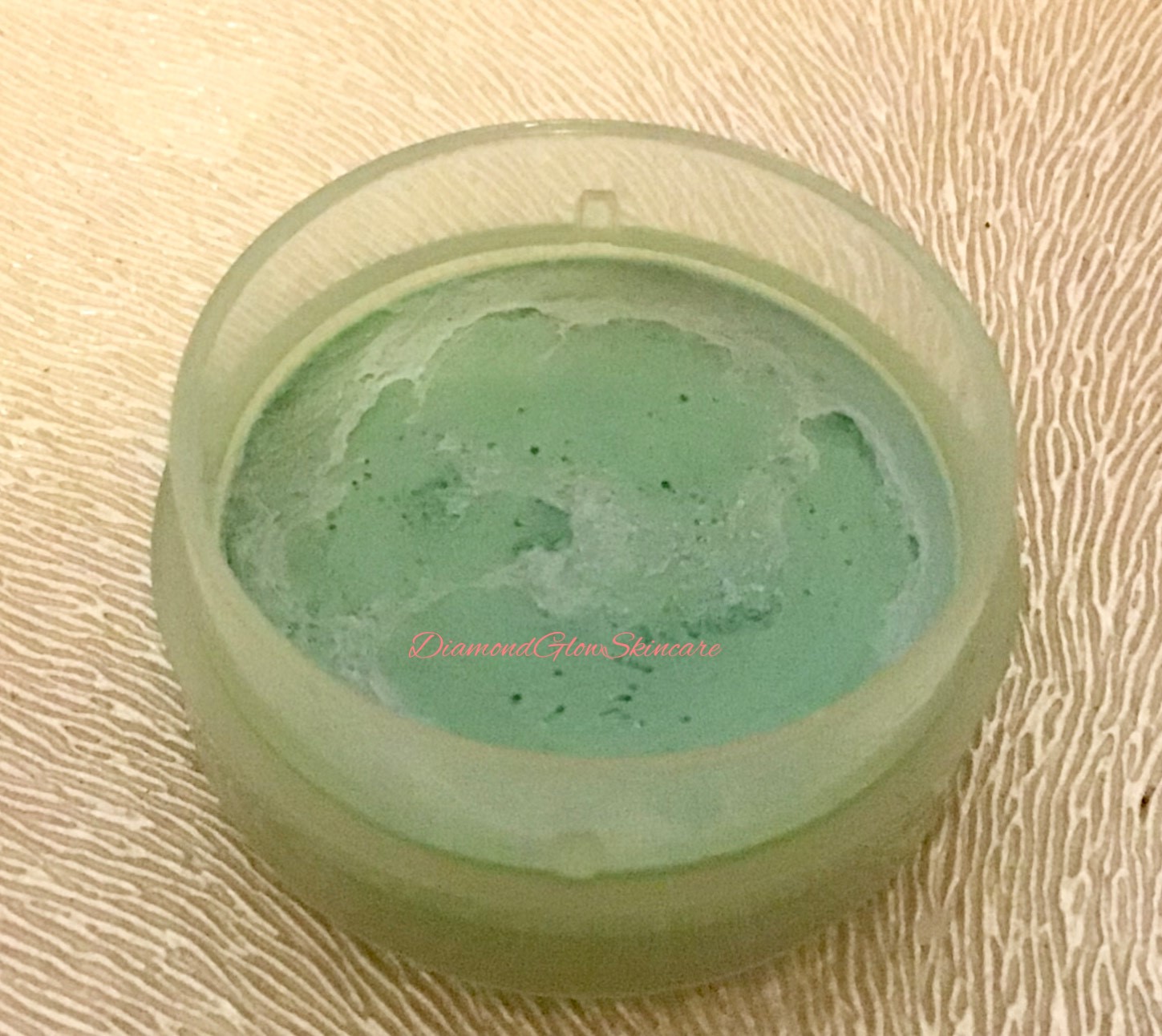 Green lip lightening treatment - Image 2
